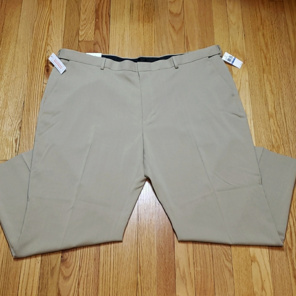 Van Heusen Big & Tall Traveler Stretch 48x30 Pants